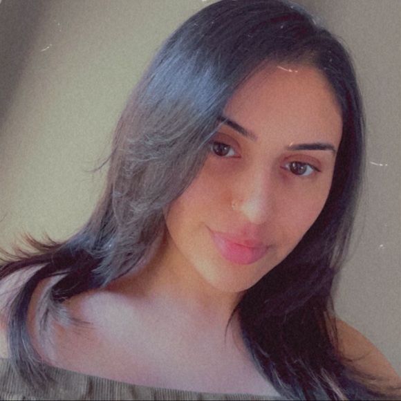 Meet your Posher, Vicki - Picture 1 of 1